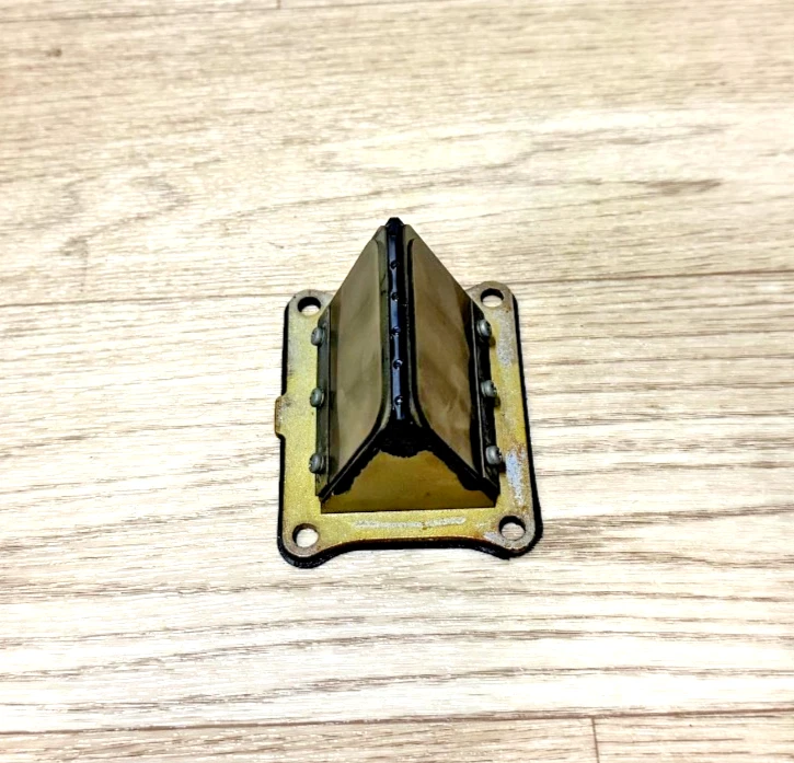 1996-1999 Honda CR125R OEM Reed Valve Cage Assembly Intake   **Clean** - Image 4 of 4