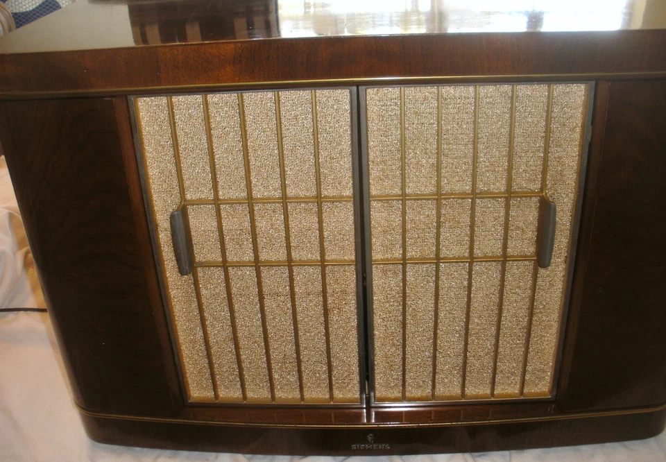 Siemens Schatulle M47 Röhrenradio Rarität sehr schön selten komplett restauriert - Bild 4 von 4