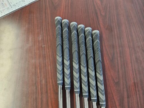 BRIDGESTONE 222CB NS PRO NEO 950 STIFF , 4 HYBRID, 52 WEDGE - Picture 8 of 22