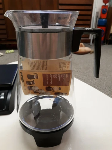 Vintage Retro Wood Grain Pyrex Carafe 10 Cups With Directions