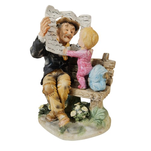 Vtg Lefton Grandfather/Grandpa & Baby Figurine Peek-a-Boo Newspaper Japan 9202