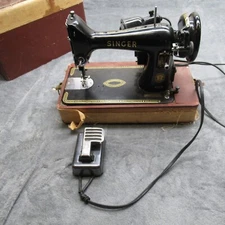 1956 99K Singer Sewing Machine Portable Electric Vintage Pedal EL726336 WORKING