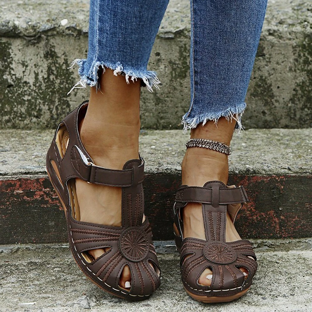 Aggregate more than 165 closed toe leather sandals womens best