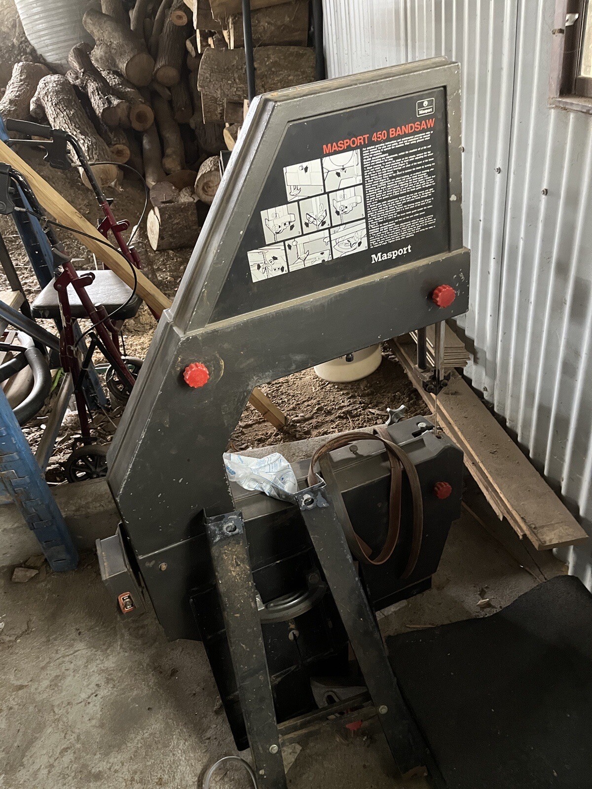 Masport 450 Bandsaw 3 Wheels + Spare Blades.. Pickup from Dural Mens