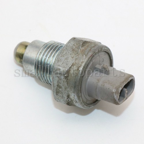 OEM Reverse Light Switch 84210-12040 for Toyota Hilux LN106 LN107 LN111 LN130 - Picture 7 of 7