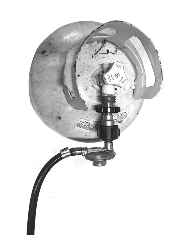 Adaptador de tanque de propano convierte POL a QCC1 / Tipo 1 - Tipo de conexión antiguo a nuevo Foto 3 de 4