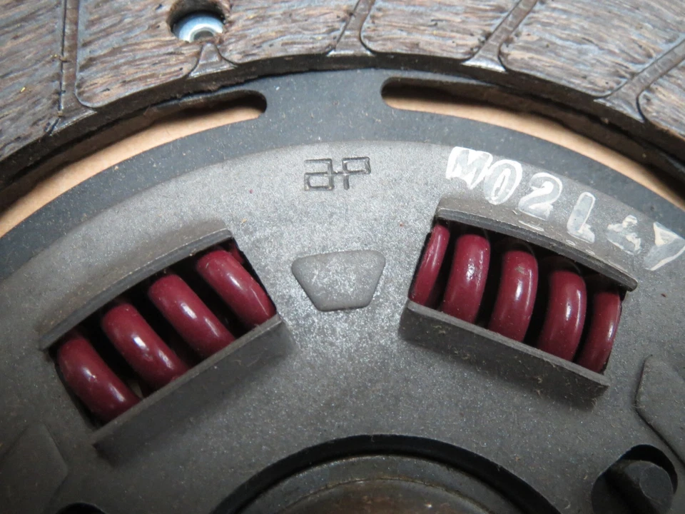 Disco de embrague para 1971-1983 Fiat 124 1976-1980 Lancia Beta - ¡Envío rápido! Foto 4 de 4