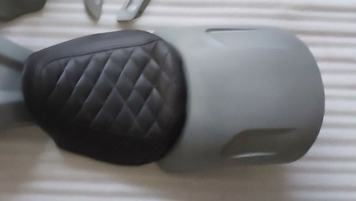 HARLEY V-ROD NIGHT ROD V ROD MUSCLE VROD NRS CUSTOM SEAT 280-300mm REAR FENDER - Picture 5 of 6
