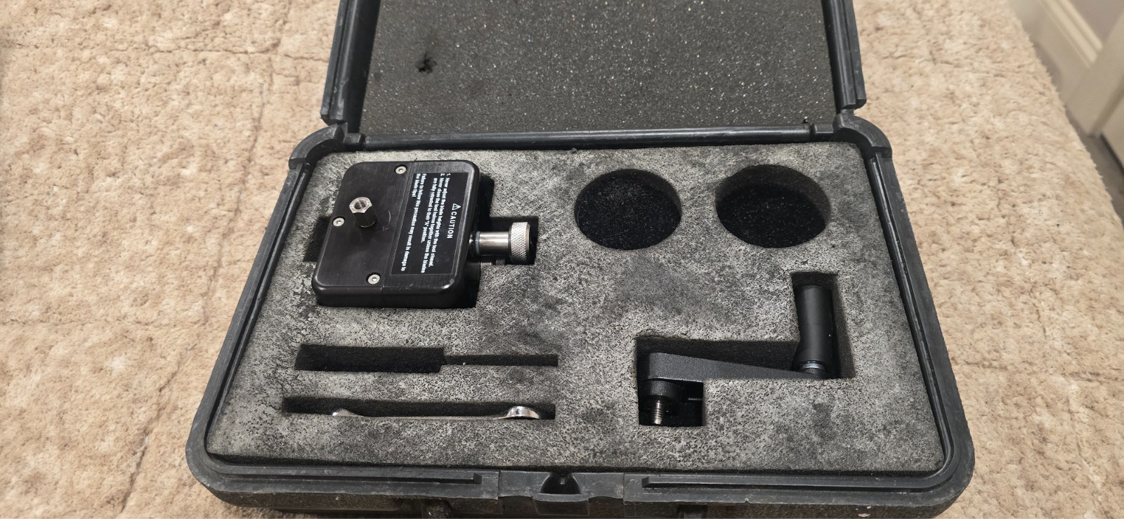 Corning Universal Access Fiber Cable Tool with Case – Needs New Blades – Sold As