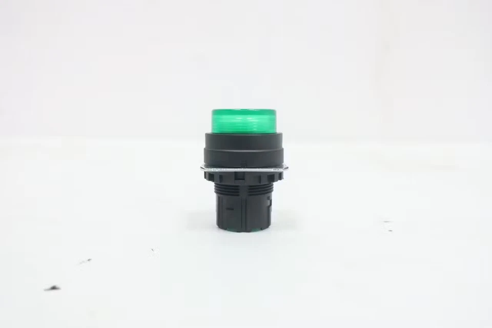 Caja de 10 pulsadores verdes iluminados Omron A22NZ-BPM-TGA Foto 4 de 4