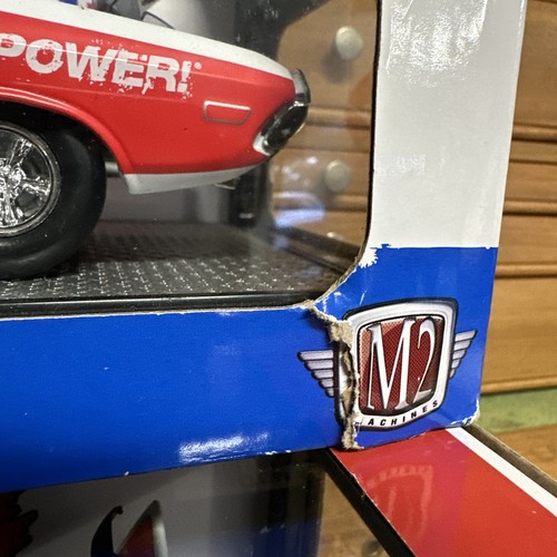 M2 Machines 1970 Dodge Challenger R/T HEMI R110 & R96 1971 Cuda (qty 2) 1:24 - Picture 5 of 13