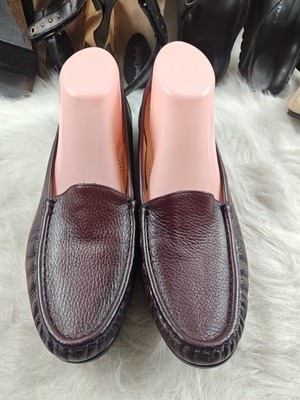 SAS Tripad Women's Size 11 Narrow Shoes burgundy and black Leather Loafers