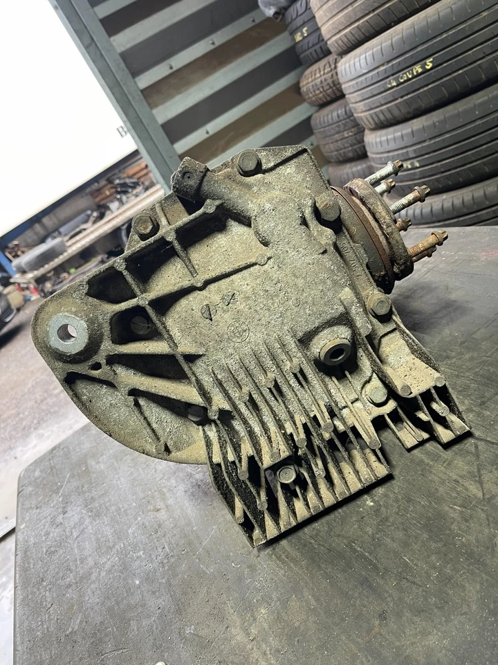 BMW 7 Series 745Li E65 2003 4.4P - Rear Differential Assembly - Image 3 of 4