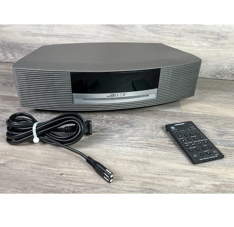 Bose Wave AWRCC1 • Fully Refurbished • Titanium Silver • Bluetooth • Remote - Image 2 of 4