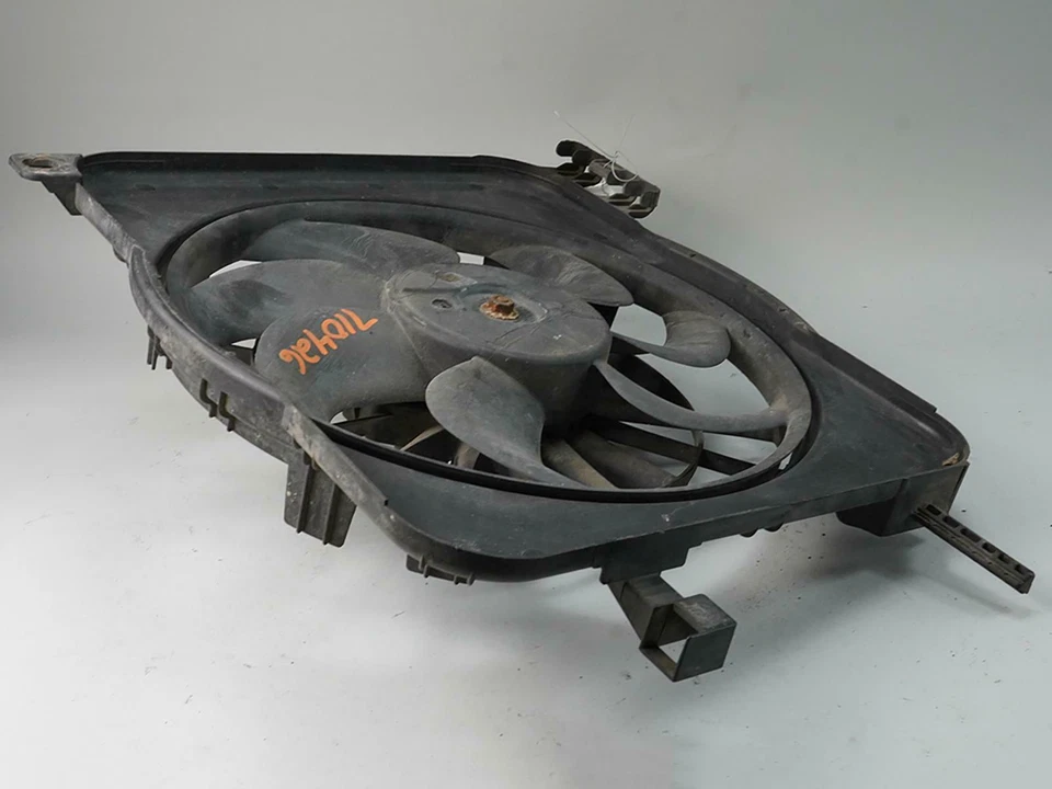 Chevrolet Cavalier Pontiac Sunfire 1996-1998 motor ventilador eléctrico de 2,2 L Foto 4 de 4