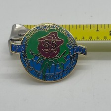 Kiwanis Rose Float 1915-2000 85 Years Serving The Worlds Children Lapel Pins