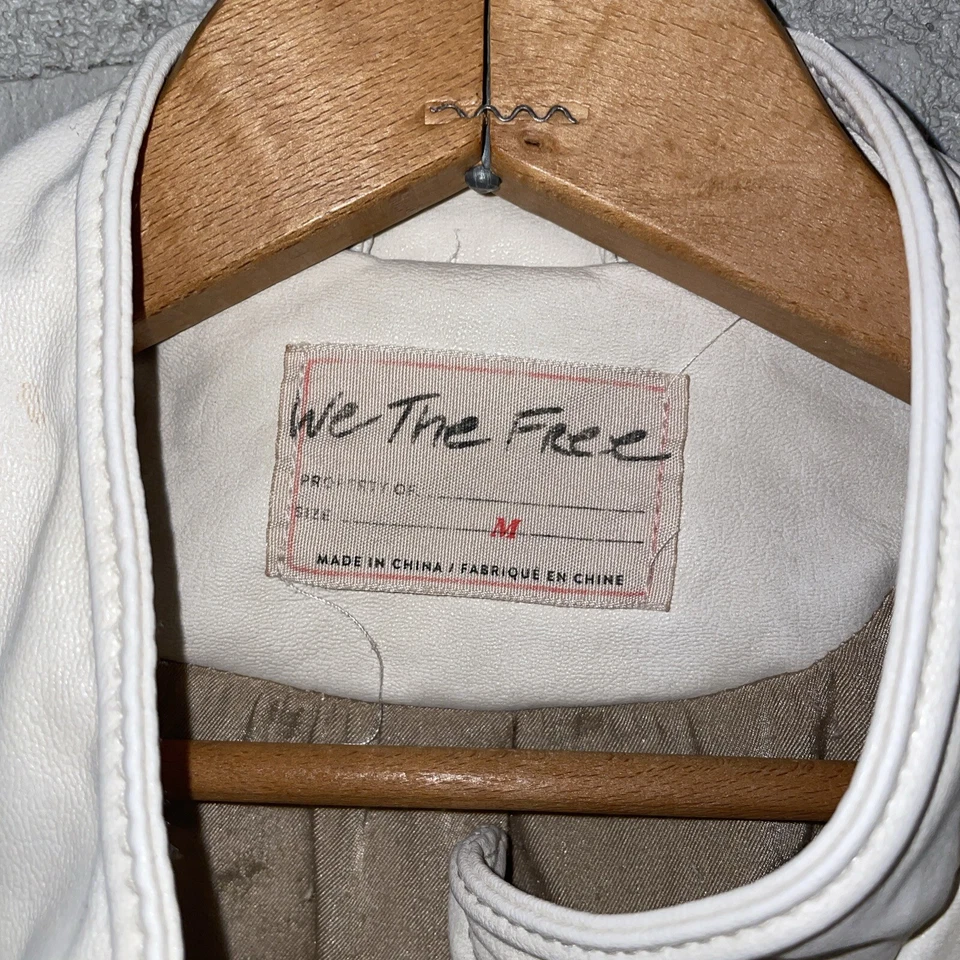 Chaqueta de moto Free People X We The Free de cuero sintético talla mediana Foto 4 de 4