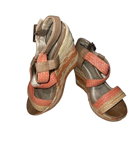 BKE Sole Women's Woven Wedge Boho Sandal coral tan Size 8.5 Side Buckle 4" Heel - Picture 2 of 7