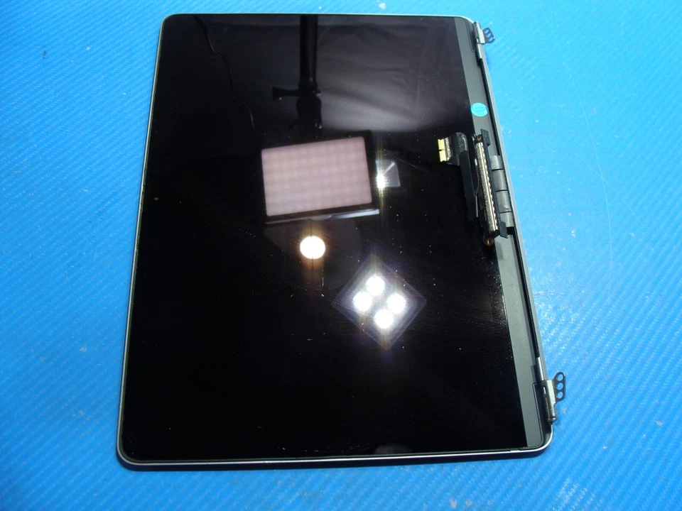 MacBook 12" A1534 Mid 2017 MNYG2LL MNYF2LL LCD Screen Assembly Gray 661-06785 - Image 2 of 3