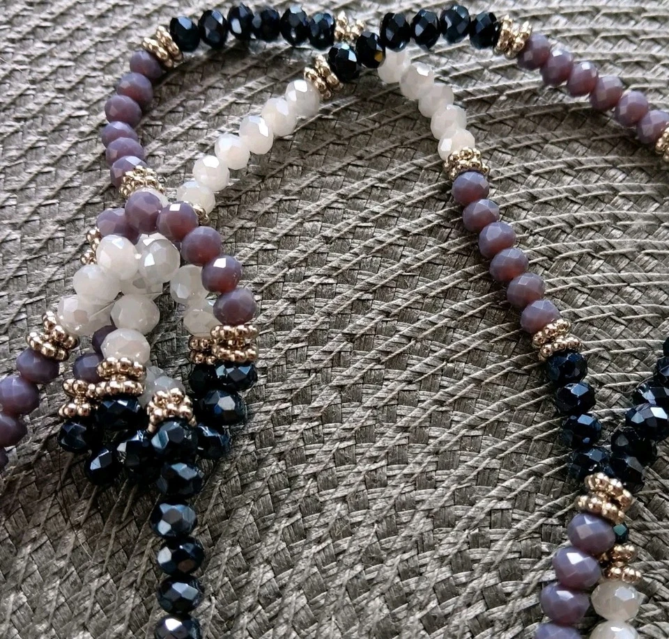 VERA WANG, anudado púrpura, blanco y negro, vidrio facetado con collar de borla, 44" Foto 3 de 4