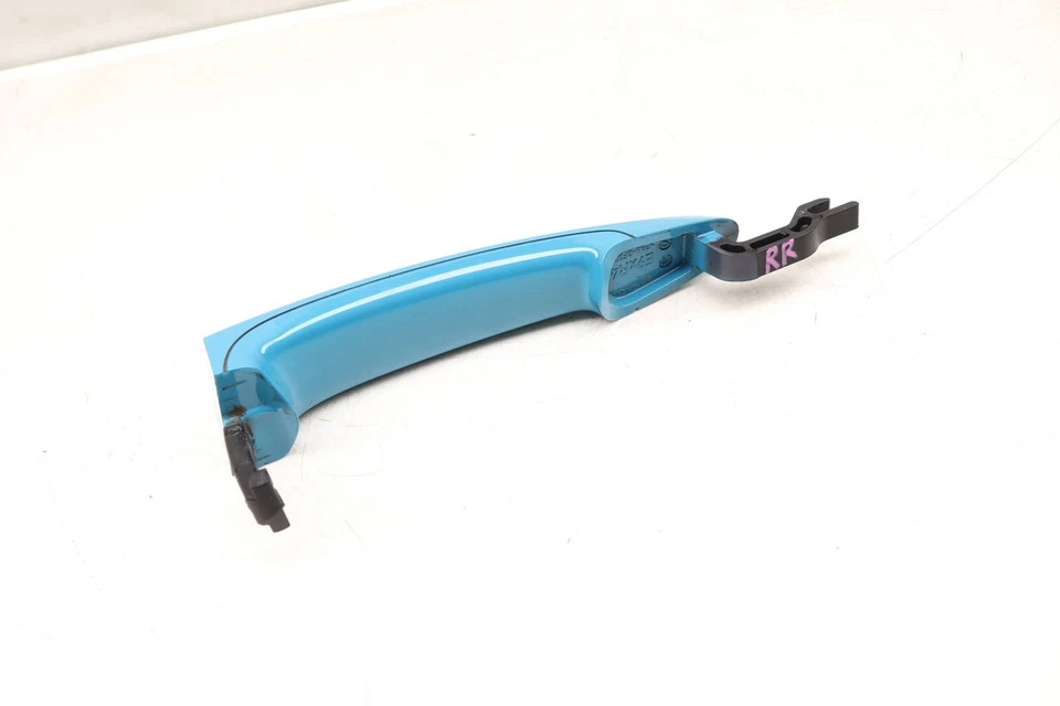 2017-2020 BMW 440I GRAN COUPE - Right Exterior DOOR Handle 7207562 - Image 3 of 4