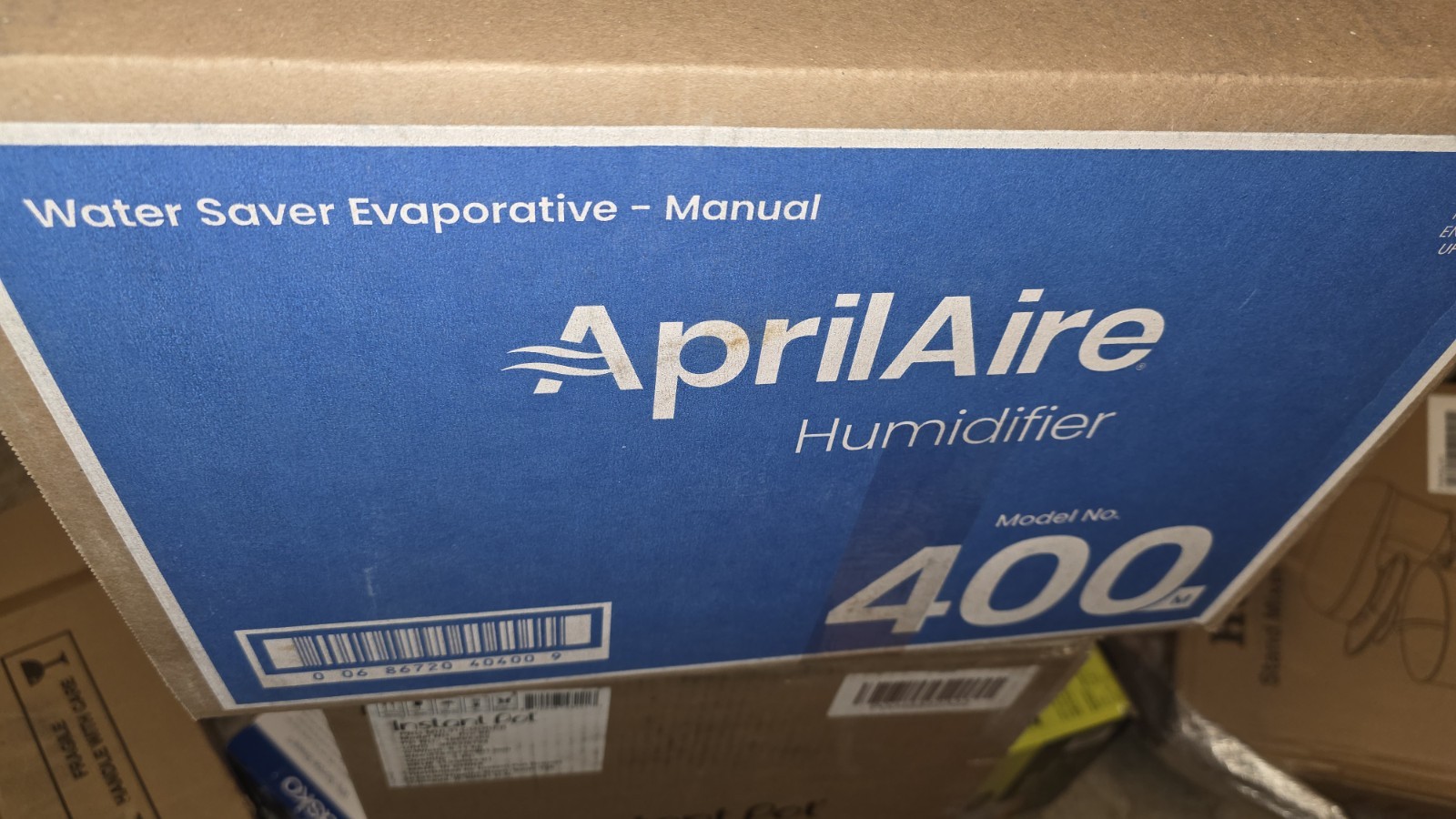 AprilAire 400M Whole House 17 Gal. for up to 5,000 sq.ft. Ev