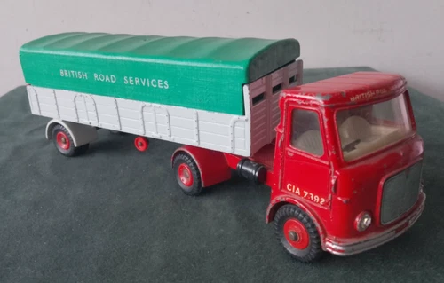 ORIGINAL VINTAGE DIECAST DINKY TOYS 914 AEC ARTICULATED LORRY 1960s