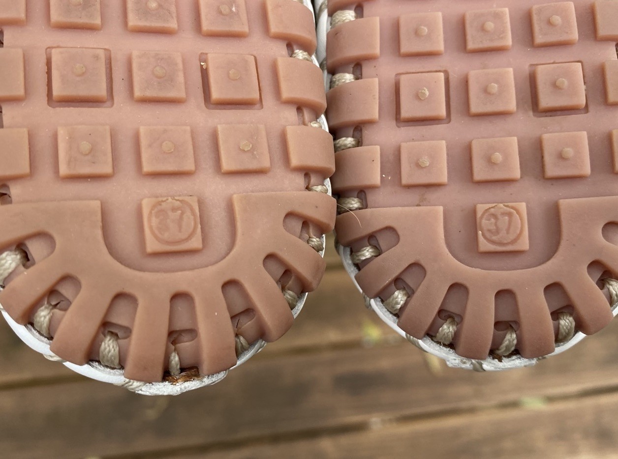 Spring Step White Slip-On Loafer Shoes - Women’s Size 6.5/7 US, 37 EU