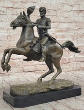 Скульптуры и резьба Military Army Horse