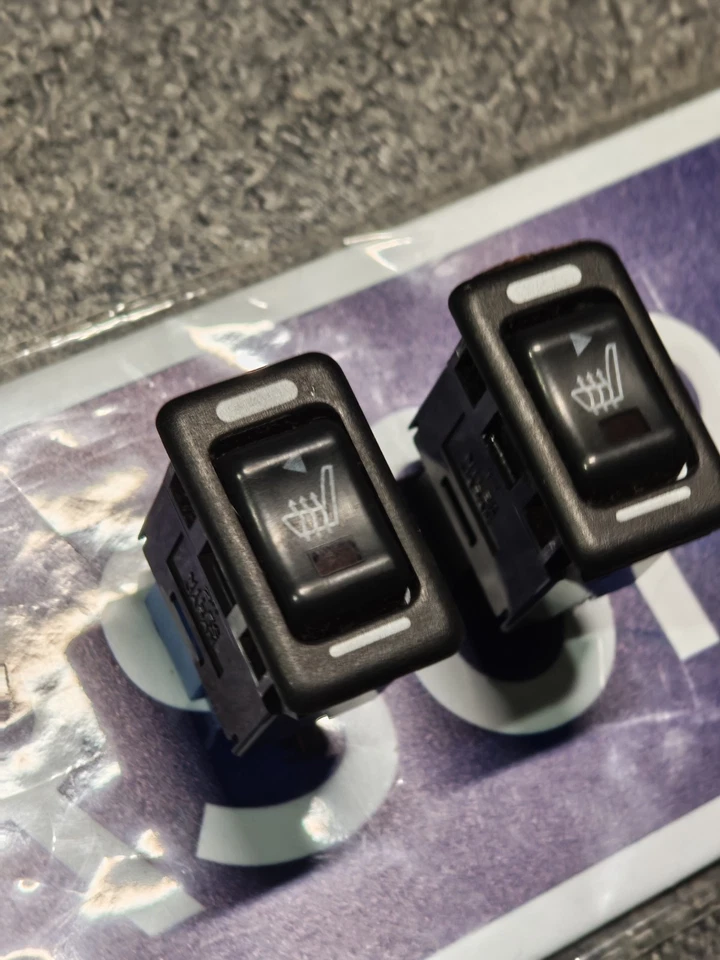 Par de interruptores térmicos asiento consola central Toyota 86 OEM 2013-2020 BRZ FR-S Foto 2 de 4