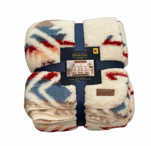 Pendleton Home Collection 1437301 Rob Roy Sherpa Fleece Blanket, Queen