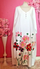 WOMEN PLUS SIZE WHITE FLORAL LONG SLEEVE MAXI DRESS ( SIZE L )