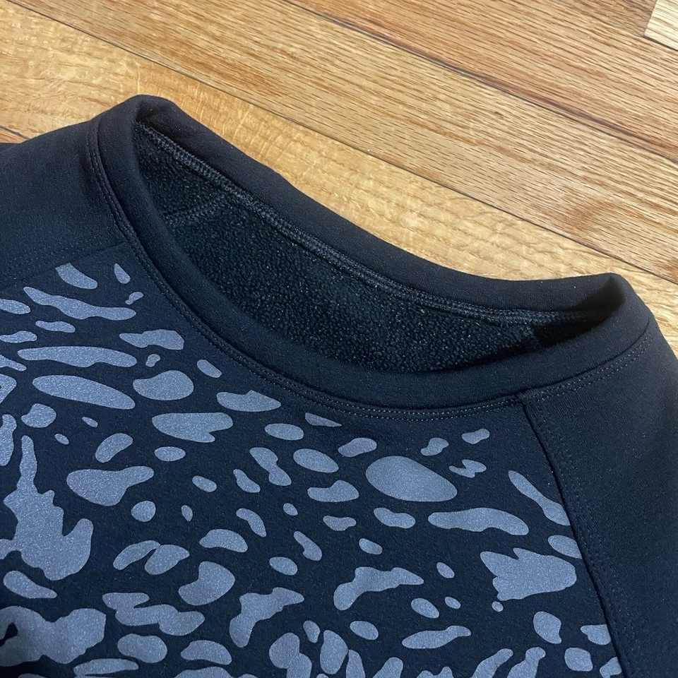 Sudadera Lululemon Snapshot Crew para mujer talla 6 negra estampado de leopardo Foto 2 de 4