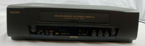 VINTAGE Sanyo VWM-265 Video Cassette Recorder VCR-Remote-Manual-Box TESTED WORKS - Picture 5 of 12