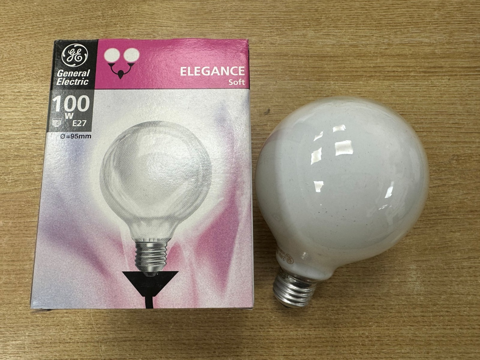 GLOBE LAMP 100W ES E27 OPAL GE DIMMABLE 240V 95MM