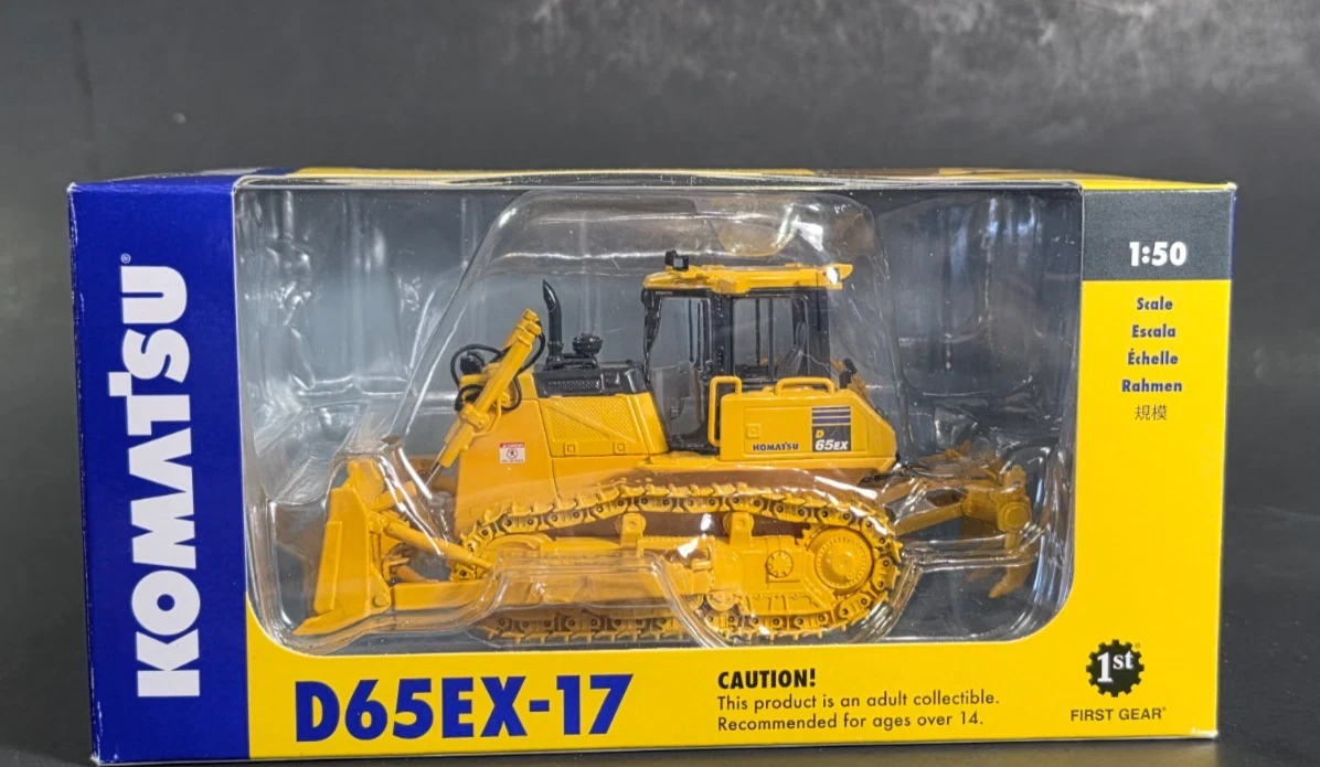 Excavadora (Topadora) Komatsu D275AX-5 Con Destripador, Escala 1