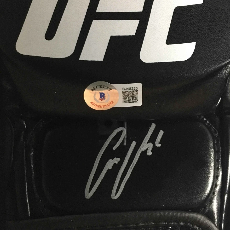 UFC Conor McGregor 签名 亲笔签名 手套 带框 贝克特 — 第 4/4 张图片