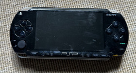 Sony PSP 1000 PlayStation Portable w/ Case, Battery, Charg- Black - ALL ORIGINAL