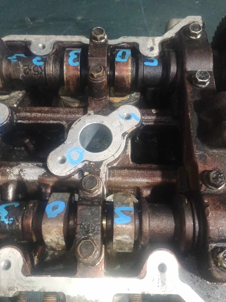 2009-2010 HYUNDAI ENTOURAGE 09-011 SEDONA 07-09 SORENTO Cylinder Head 3.8l Oem - Image 3 of 4