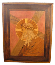  Marqueterie d'art début XXe. Christ portant sa croix. Art Déco vers 1920.