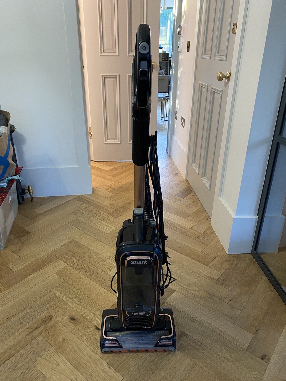 Shark Anti Hair Wrap Upright Vacuum Cleaner XL with Powered LiftAway