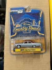 Greenlight Country Roads 1977 Dodge Royal Monaco Series 13 Silver Maroon Top