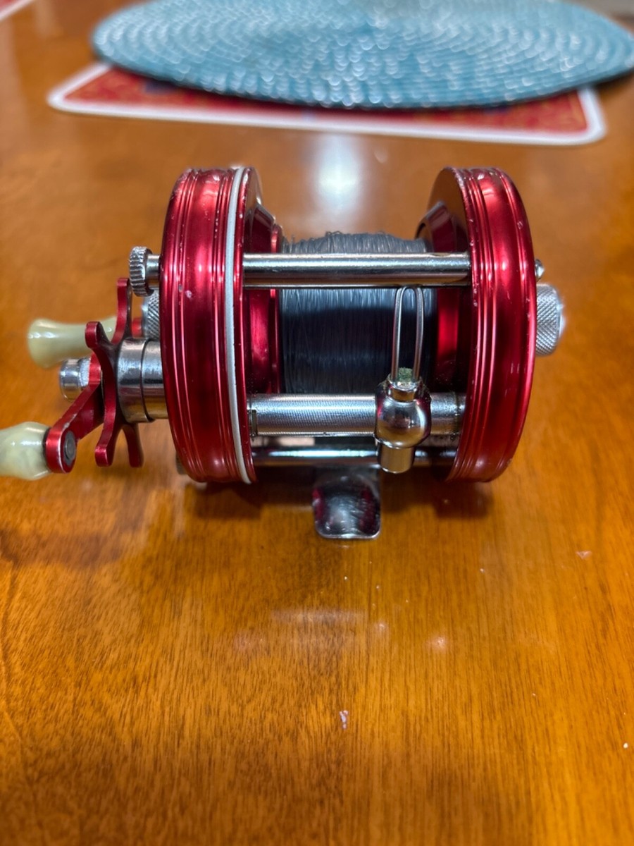 Abu Garcia Ambassadeur 5000 The Original Red Bait Casting