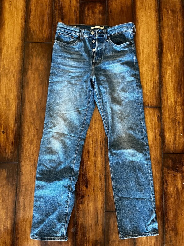 Levis Jeans Womens 27 Wedgie Straight Medium Wash Denim Button Up 