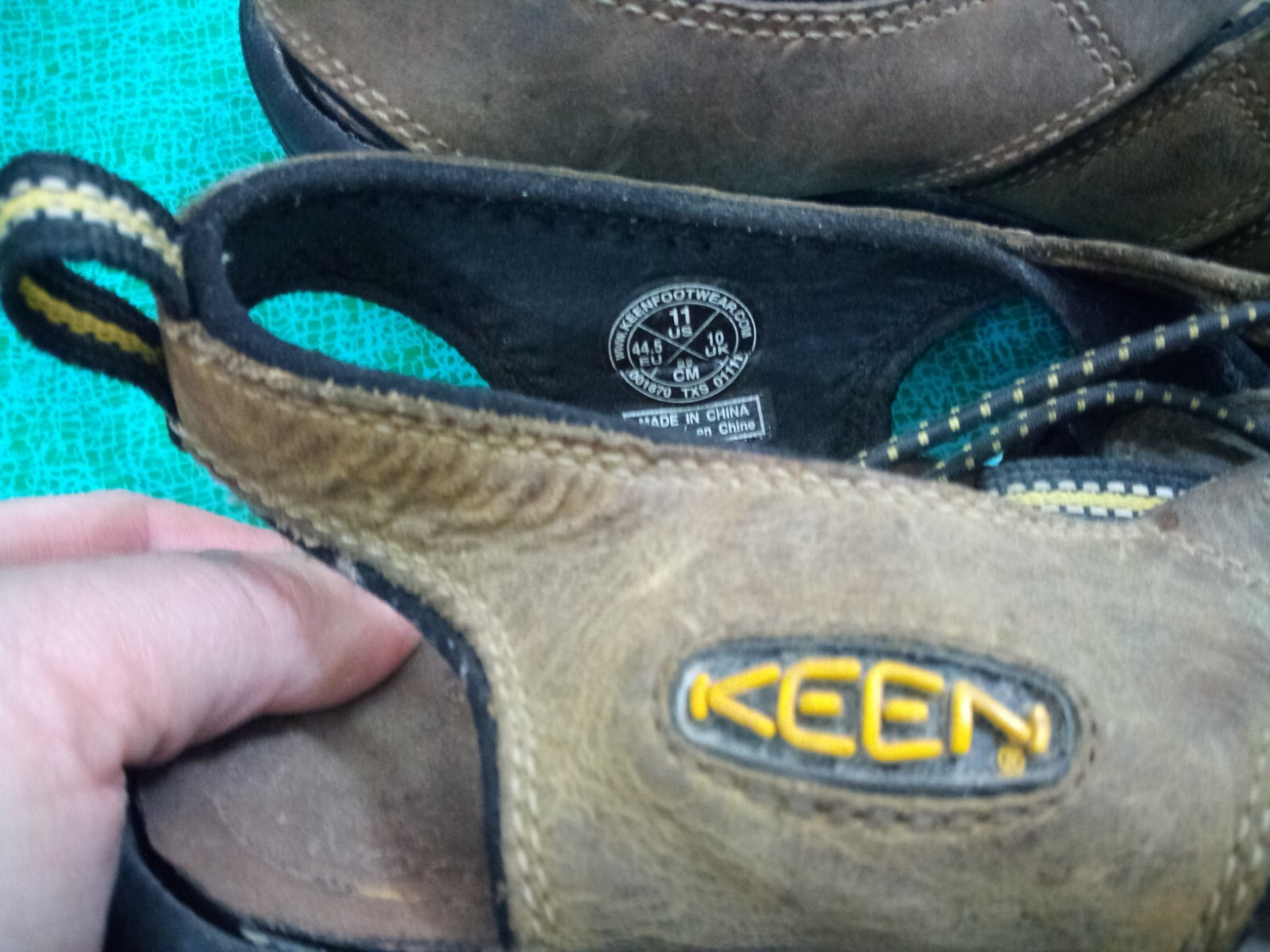 Sandali KEEN uomo 11 pelle punta chiusa escursionismo acqua