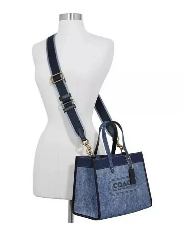 ❤️ Coach Branded Denim & Leather Field Denim/Gold Tote In Original Packaging image 2