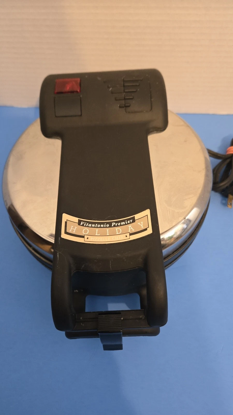 RARE Vitantonio Premier 1225 Carousel Pizzelle Maker Holiday Chef USA WORKS!