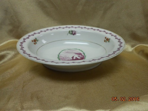 "MALMAISON" (OLDER, PURPLE FISHING SCENE) 9 1/2" OVAL VEGETABLE BOWL BY HAVILAND - 第 1/11 張圖片