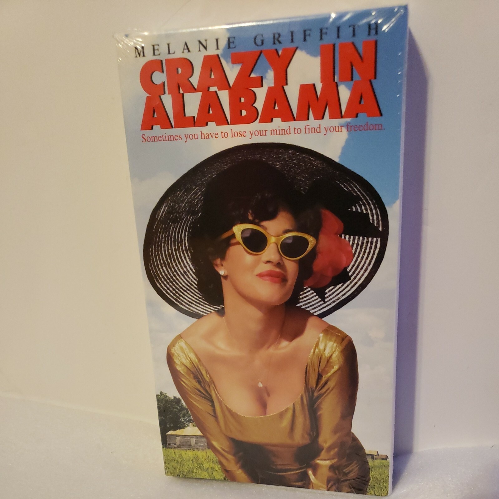 Crazy in Alabama (VHS, 2000, Closed Captioned) Sealed Melanie Griffith