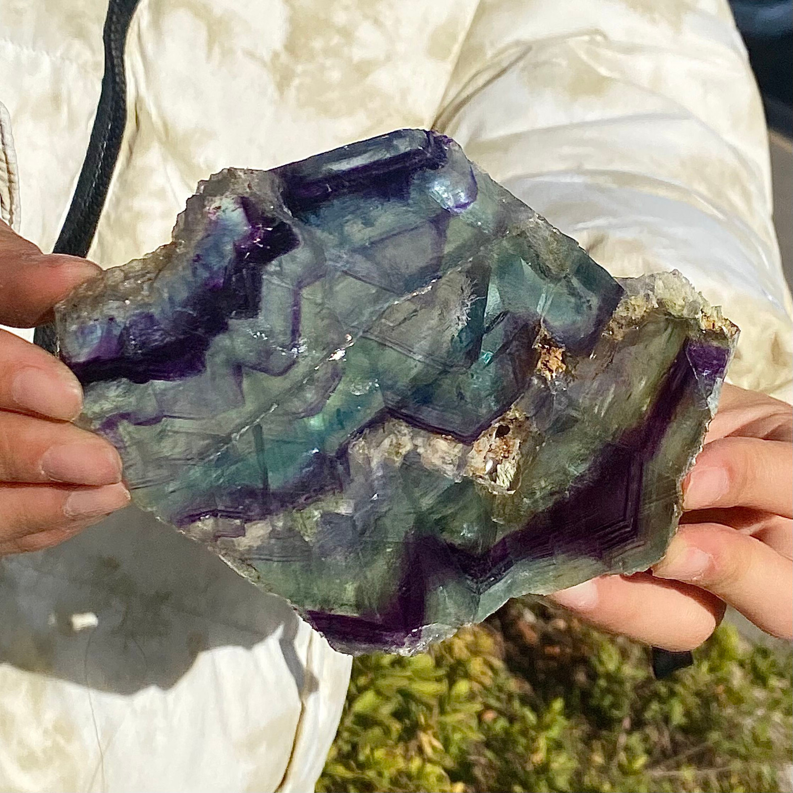 294G Natural Rainbow Fluorite Quartz Crystal Stone Ore Block for Healing Energy